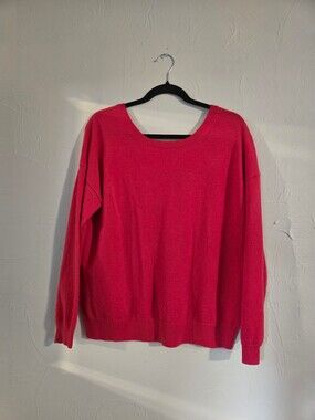 Berry Red Crewneck Sweater Long Sleeve Soft Knit Top, Merino wool Blend, V-Back